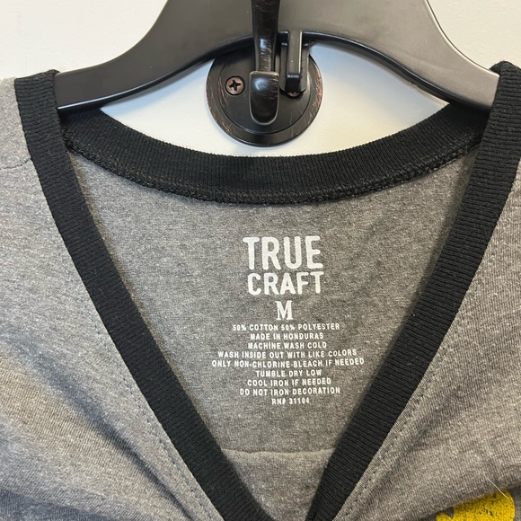 True Craft Graphic Tee Size M - Picture 3 of 4